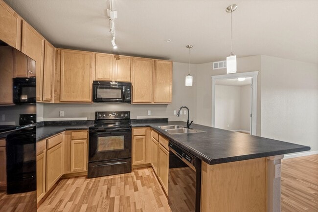 Photo - Spacious 2 Bed 2 Bath Condo in Highlands Ranch!!