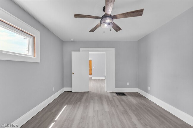 Photo - 508 Hammel St Unit 2