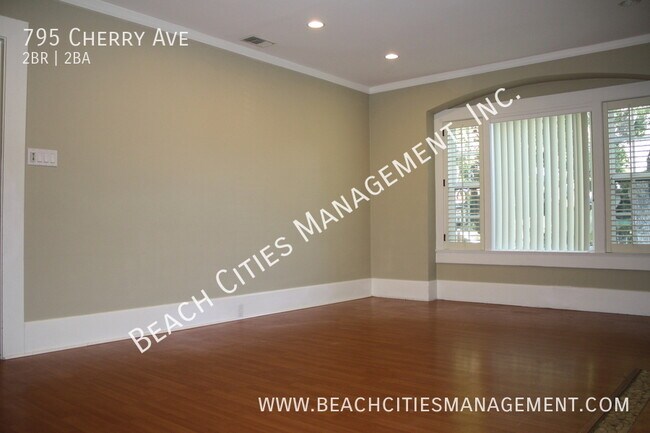 Photo - 795 Cherry Ave Casa