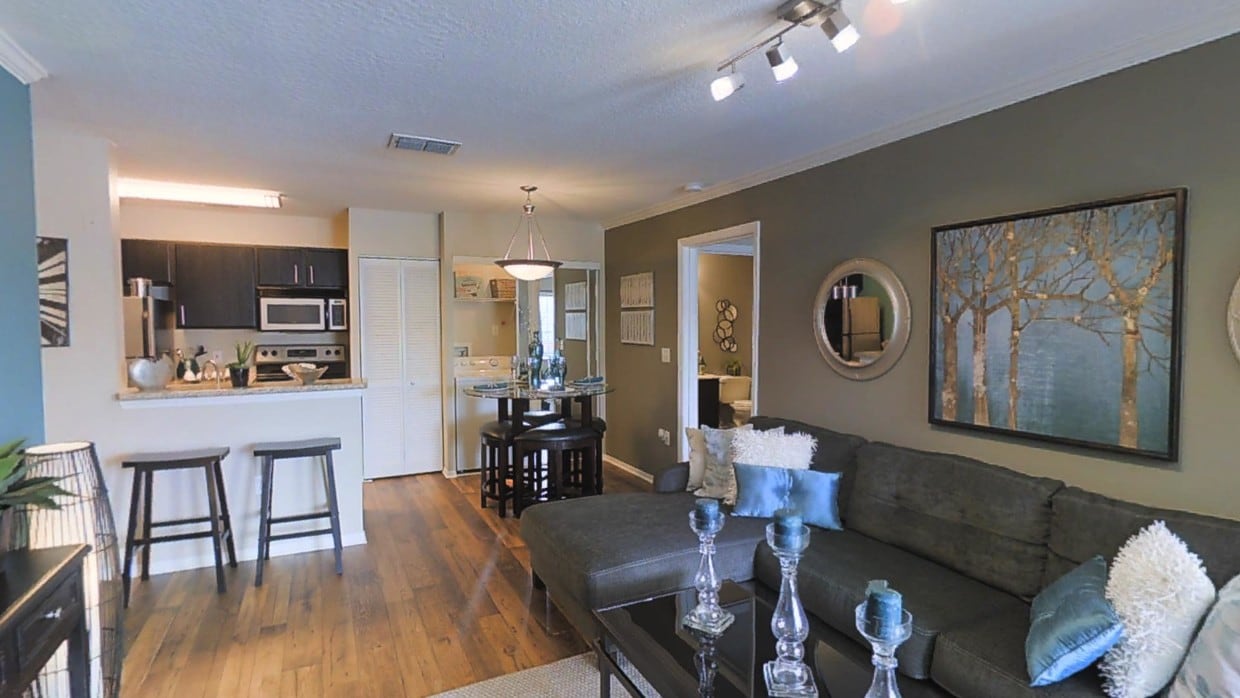 Photo - Highpoint Club Apartments