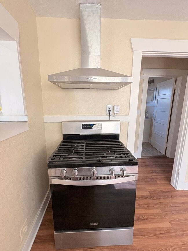 Photo - 210 Las Flores Ave