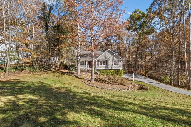 Photo - 225 Hawkins Farm Cir