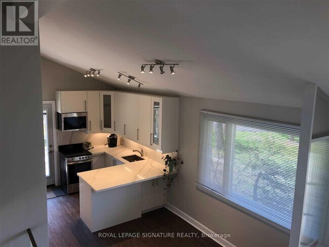 Photo - 9 Hemford Crescent