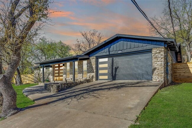 Building Photo - 11704 Indianhead Dr Rental