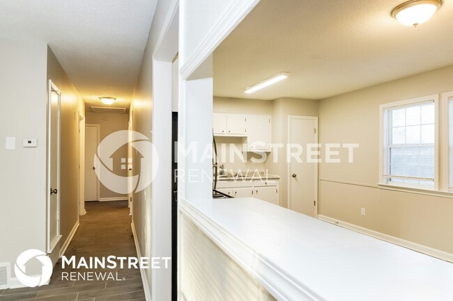 Photo - 2570 Hillcrest Dr