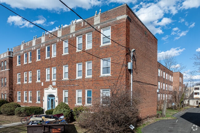 22 Evergreen Ave