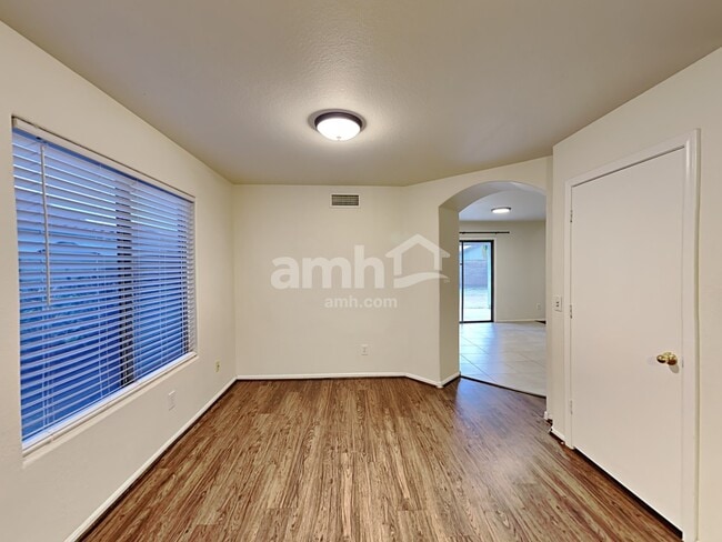 Photo - 11439 E Persimmon Ave