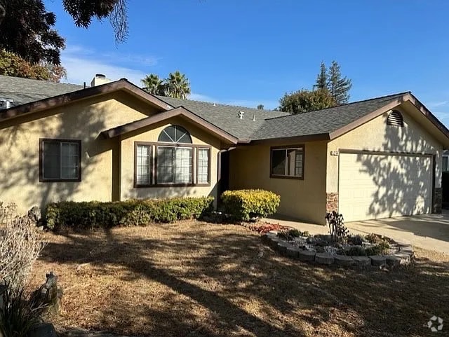 Building Photo - 5234 W Wathen Ave Rental