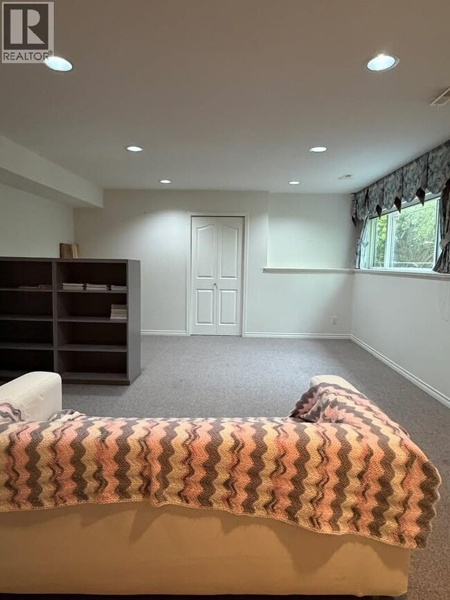 2533 Jade Pl