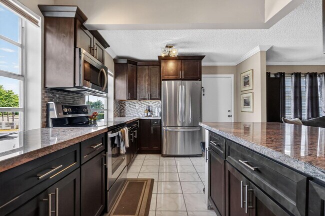 Photo - 48 Burgundy Ave Unit A