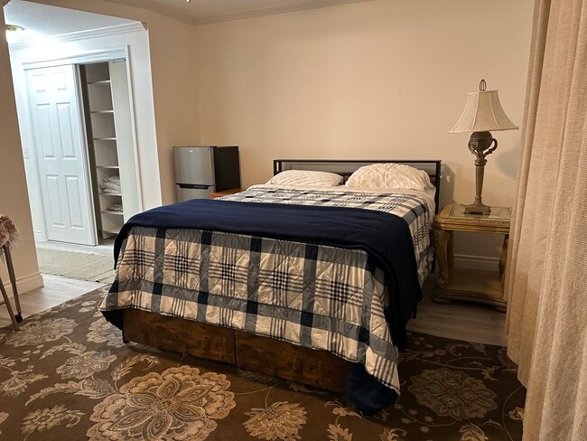 Building Photo - 33182 Marina Vista Dr