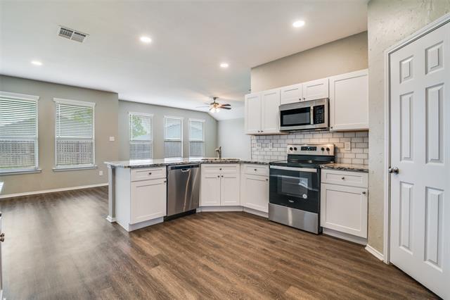 Photo - 2612 Redwood St