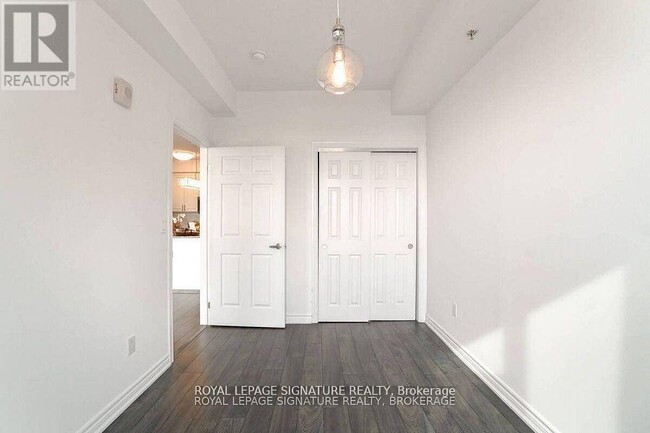 Photo - 2490 Old Bronte Rd Unité 307