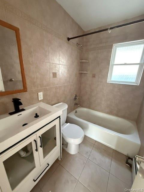 Photo - 61-40 173rd St