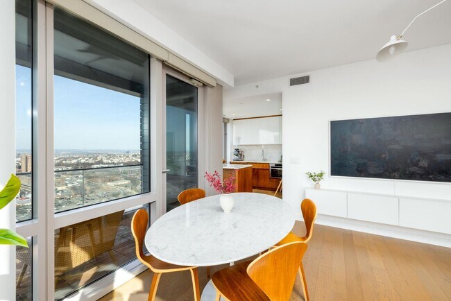 Photo - 75 Park Ln S Unit 3507