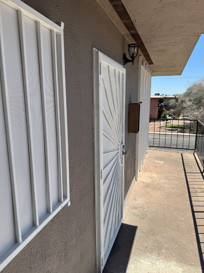 Photo - Ideal 2nd floor unit refreshed and ready to lease! Unit 4