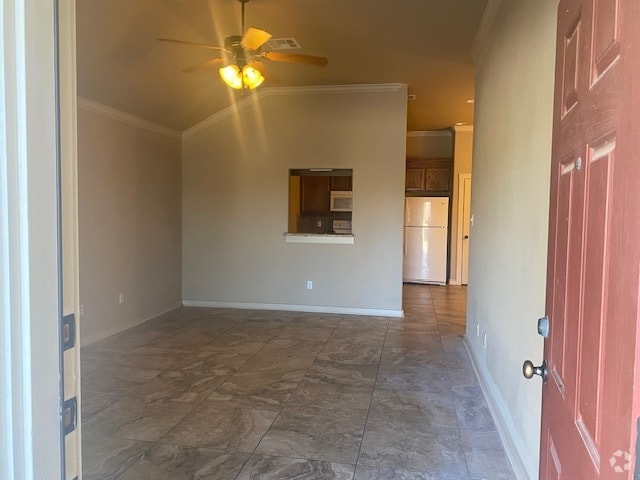 Building Photo - 3301 Lineage Loop Rental