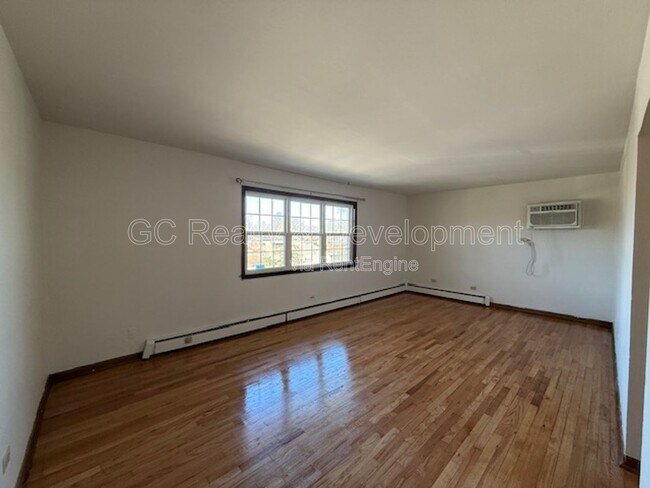 Photo - 515-525 North Highview Avenue Unit 525-207