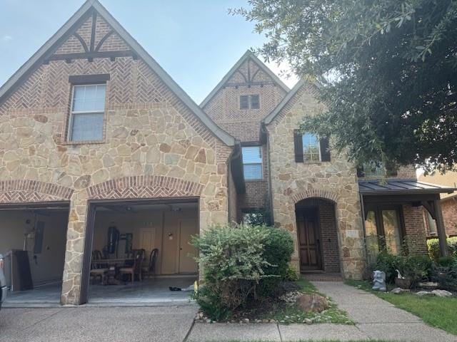 Building Photo - 7315 Comal Dr Rental