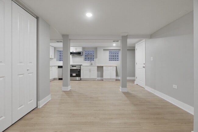 Photo - 3716 N Racine Ave