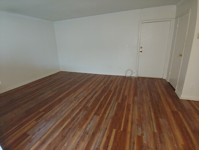 Photo - 18530 Hatteras St Unit 302