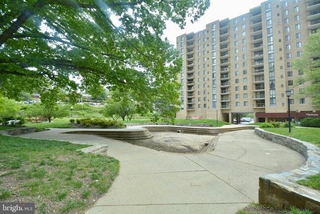 Photo - 4600 S Four Mile Run Dr Unidad 626