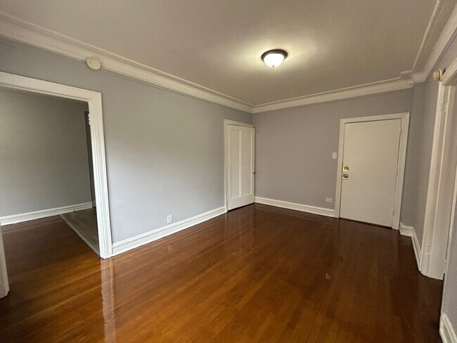 Photo - 6948 N Ashland Ave Unit 3E