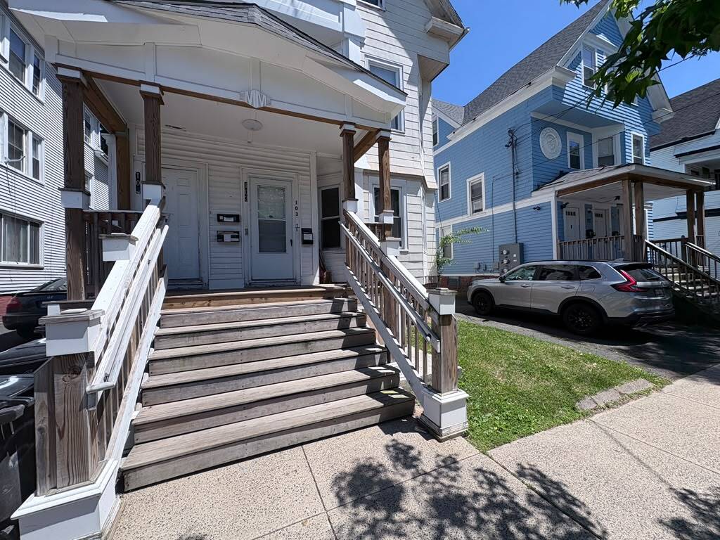 Photo - 103 Sheffield Ave Unit 1