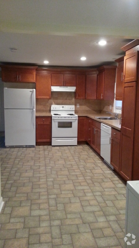 Building Photo - 25 Coburn Ave Unit 3 Rental