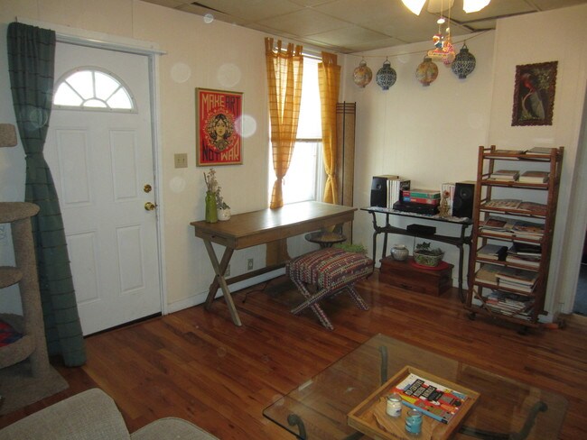 Photo - 1321 Vermont St