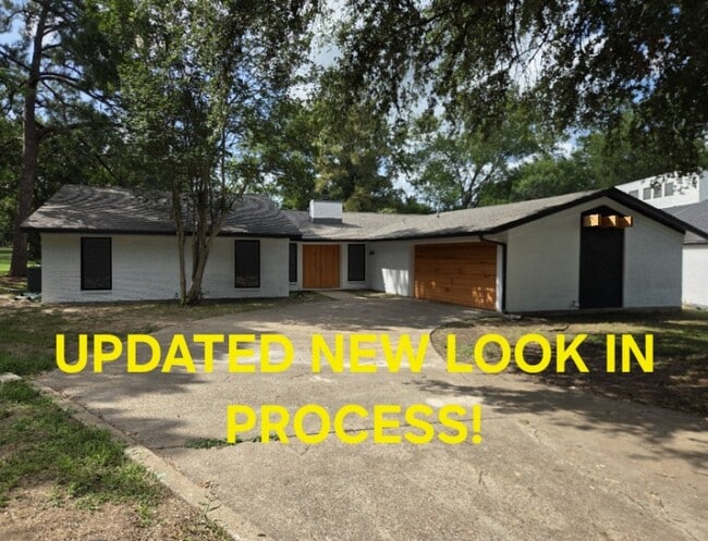 Building Photo - 2702 Apple Creek Cir