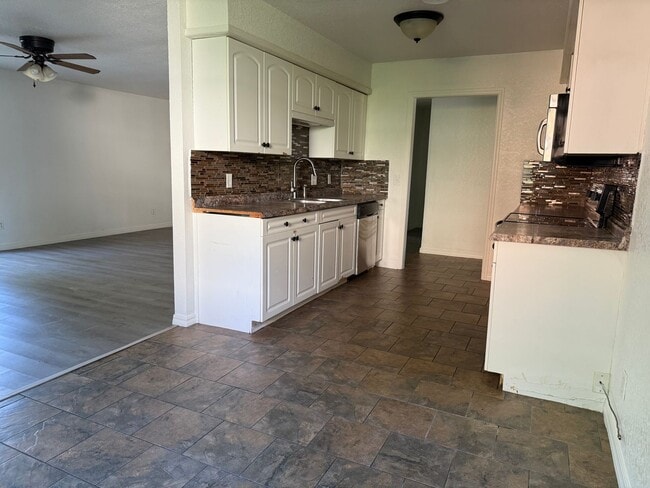 Photo - $1,900.00 MOVE-IN-SPECIAL