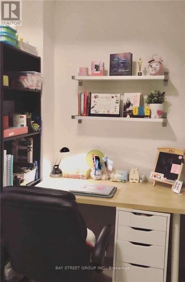 Photo - 17 Dundonald St Unité 703