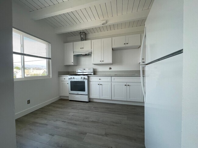 Photo - 114 E Center St Unit 98