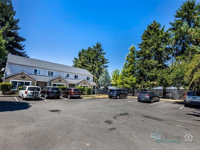 Photo - 3489-3493 - Der-Chen Unit 3493 - Hawthorne
