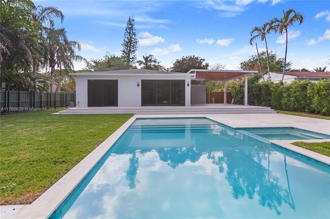 Photo - 7101 SW 64th Ct House