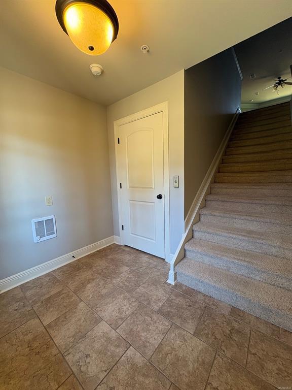 Photo - 461 Waters Edge