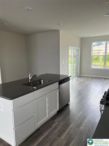 Photo - 4930 Brookside Ct