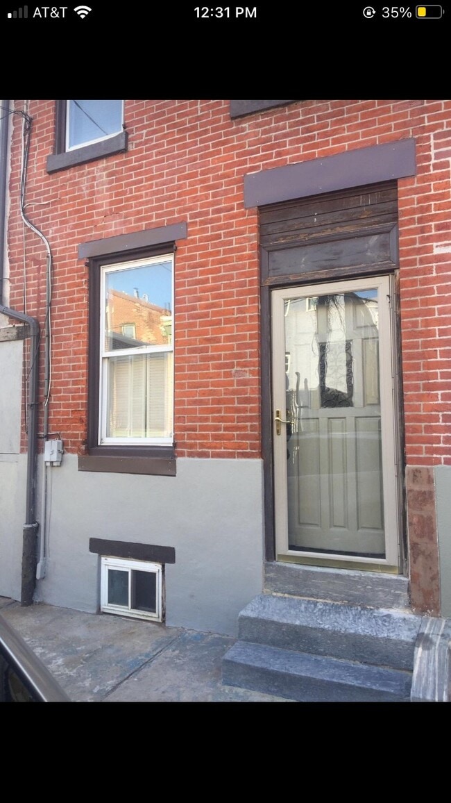 Photo - 1512 N Leithgow St House