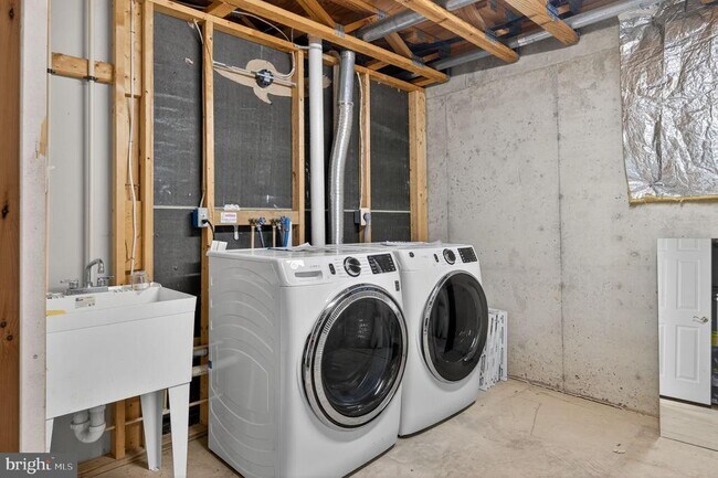 Photo - 8404 Burchap Dr