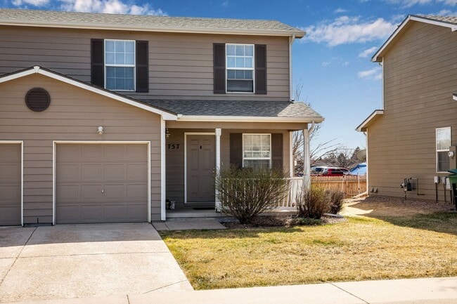 Photo - 1723 Rowan Ln