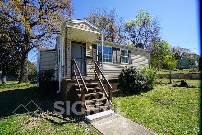 Building Photo - 581 Seminole Cir Rental