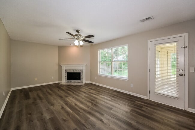 Photo - 309 Cedar Park Cir