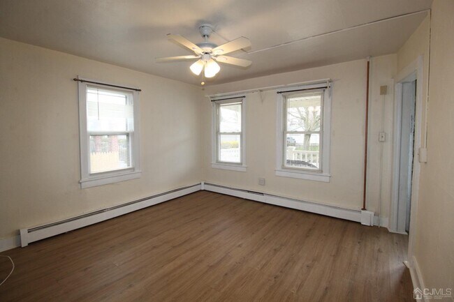 Photo - 17 Clay St Unit A