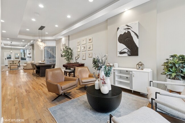 Photo - 3655 S King Dr