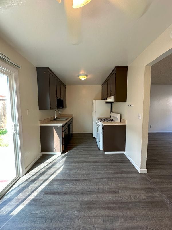 Photo - 647 Military E Townhome