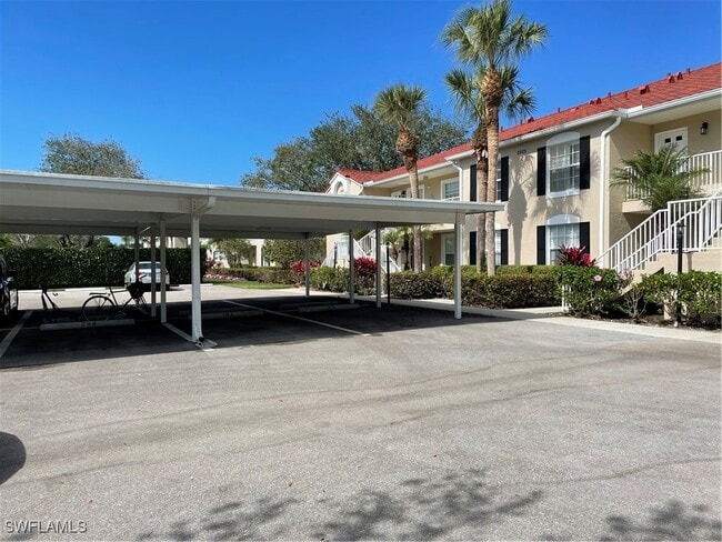 Building Photo - 2925 Cypress Trace Cir Unit 203 Rental