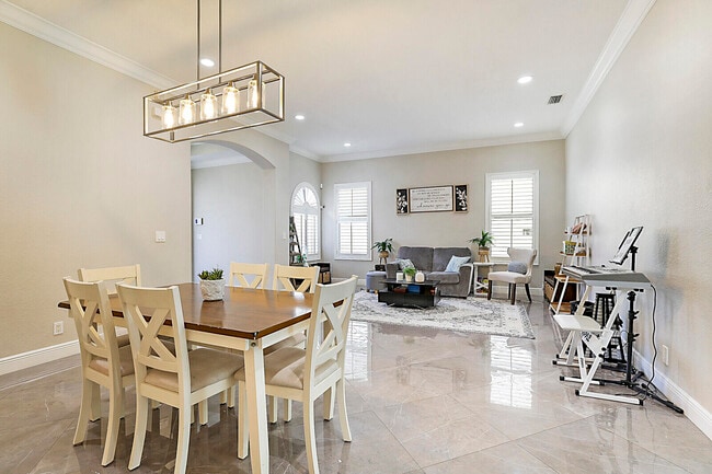 Photo - 7167 Ivy Crossing Ln