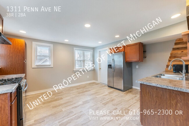 1311 Penn Ave NE
