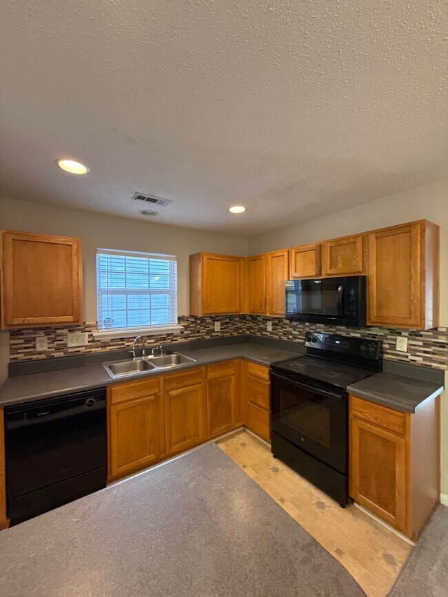 Photo - T.R. Lawing Realty Property